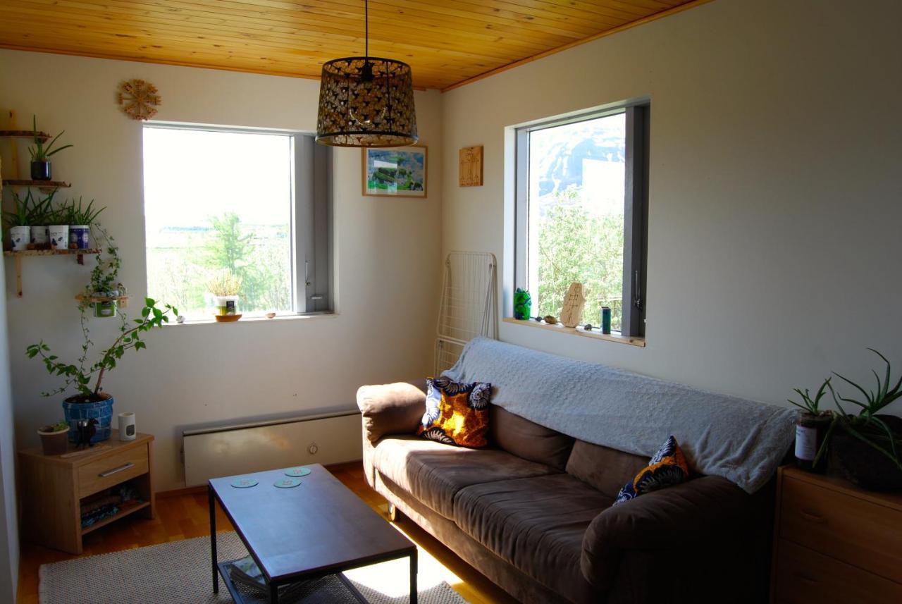 L&L Bnb - Stay'In Arbakki Arskogssandur Екстер'єр фото
